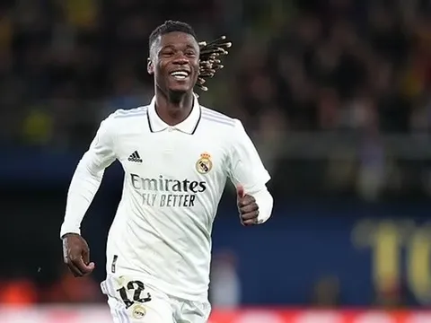 Arsenal dự định thực hiện cú sốc trên TTCN