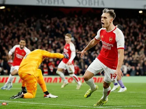 3 quyết định đúng đắn của HLV Arteta trận thắng Liverpool