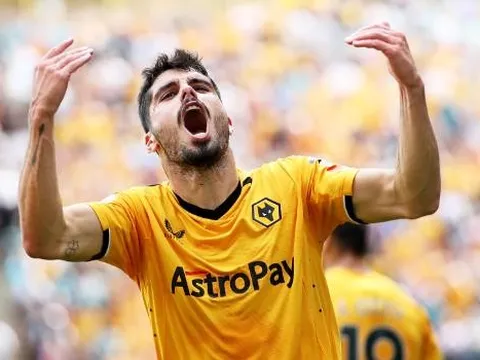 Man United nhận tin vui từ Pedro Neto