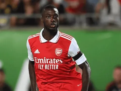 Arsenal mất thêm số tiền lớn vì Pepe
