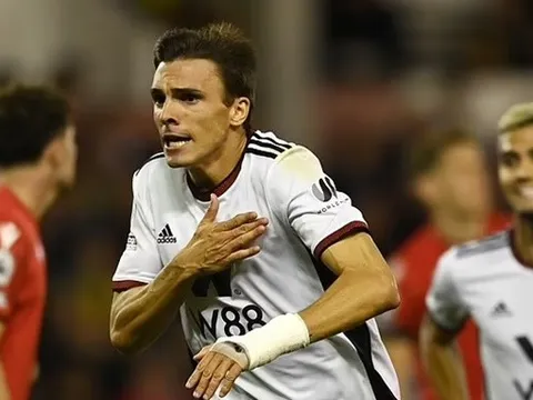 Arsenal mở hội với động thái liên quan đến Rice