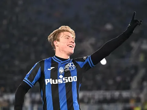 Arsenal, M.U nhận tin vui vụ Haaland mới