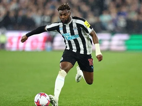 Arsenal quan tâm chân rê bóng hủy diệt giá 35 triệu