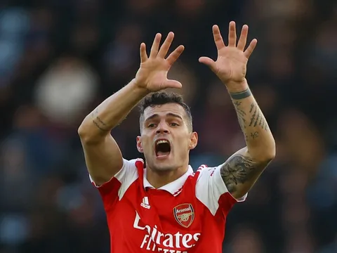 Arsenal sẽ lập kỷ lục khó tin nếu trắng tay