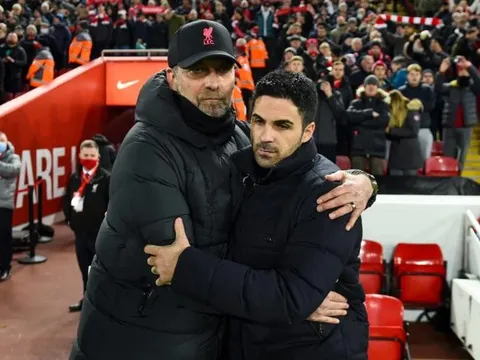 Arsenal tranh mua ngôi sao Brazil với Liverpool