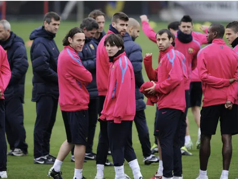 Arsenal từng cho Barca tập nhờ để đánh bại MU
