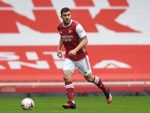 Arsenal bật đèn xanh, lộ 3 bến đỗ tiềm năng cho 'nạn nhân' của Arteta