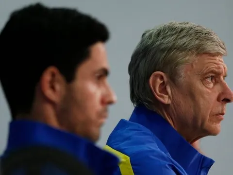 Arsene Wenger trở lại Arsenal là quyết định vô nghĩa