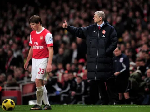 Arshavin mang đến tin vui cho hàng công Arsenal
