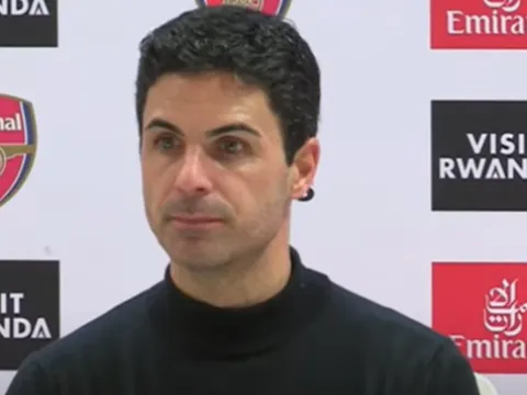 Arsenal được khuyên loại bỏ cầu thủ 'mệt mỏi cả thể chất lẫn tinh thần'