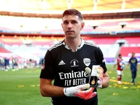 Arteta chia sẻ một điều về Emi Martinez