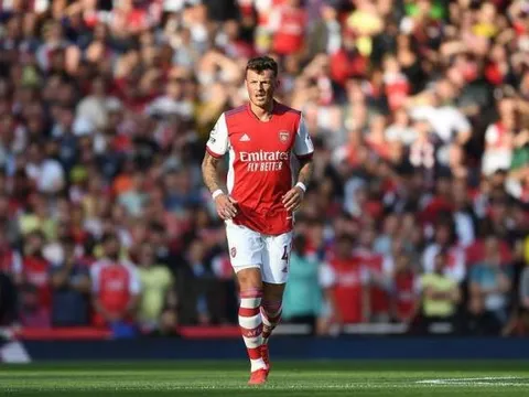 Arteta khen ngợi tố chất của Ben White