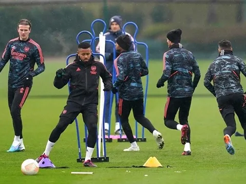 Arteta làm dấy lên sự băn khoăn về Jesus