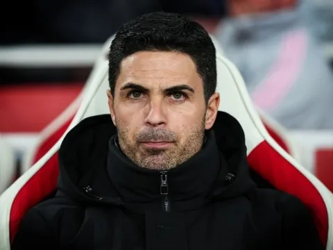 Arteta mắc sai lầm?