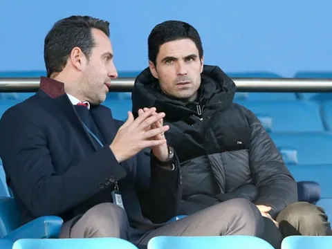 NÓNG! Arsenal tìm người thay thế Zinchenko