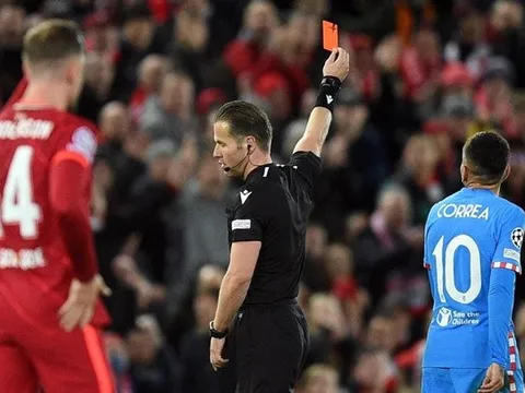 Atletico lại dính thẻ đỏ, Klopp nói thẳng 1 điều