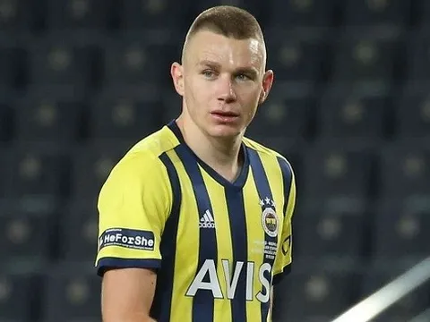 Attila Szalai là ai mà khiến BLĐ Chelsea chấp nhận chi đậm?