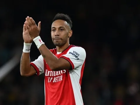 "Aubameyang không hài lòng với điều đó"