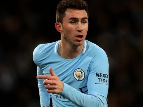 Sao Man City 'ngửi thấy' mùi danh hiệu sau thất bại của Arsenal