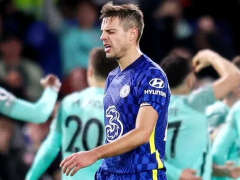 Azpilicueta nêu bật sự khắc nghiệt của Premier League