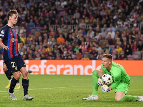 Xavi nhận tin vui từ 2 trụ cột