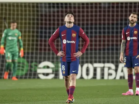 Hòa Granada, Barca có thống kê thảm hại