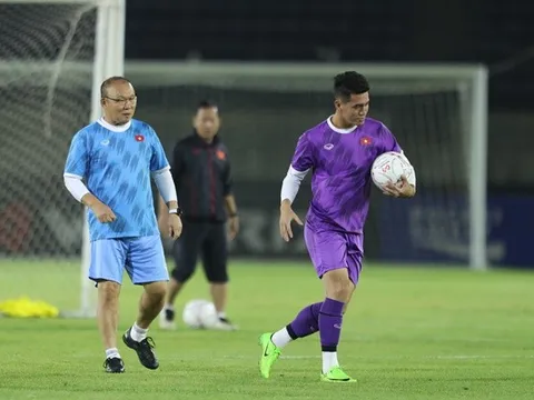 Việt Nam ra quân AFF Cup 2022: Thắng trong toan tính của thầy Park