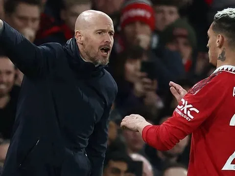 Đồng tiền và kỷ luật thép làm hủy hoại Man Utd