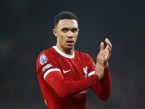 Liverpool đón cú hích lớn trước trận tái đấu Man Utd