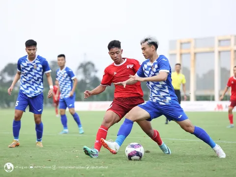 Chơi thiếu người, đội bóng của thầy Park vẫn ra quân thuận lợi