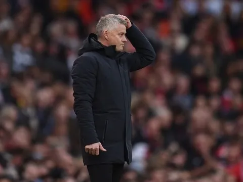 Bài toán hơn 300 triệu bảng của Man Utd gây khó cho Ole