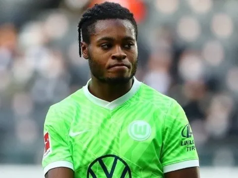 Nhà báo Christian Falk: "Ridle Baku lọt tầm ngắm của Arsenal và Chelsea"