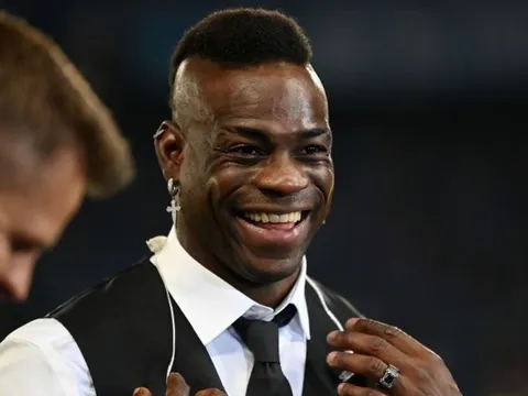 Balotelli đấm nhầm giám đốc CLB chủ quản
