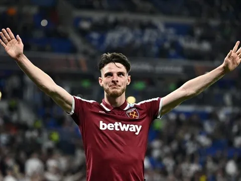 Bản hợp đồng 100 triệu giúp Man City đạt đến sự hoàn hảo