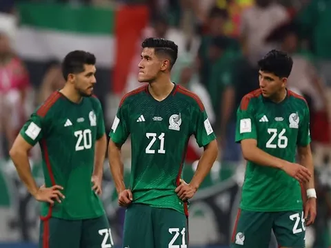 Bàn thua 90+5' khiến Mexico ngẩng cao đầu rời World Cup