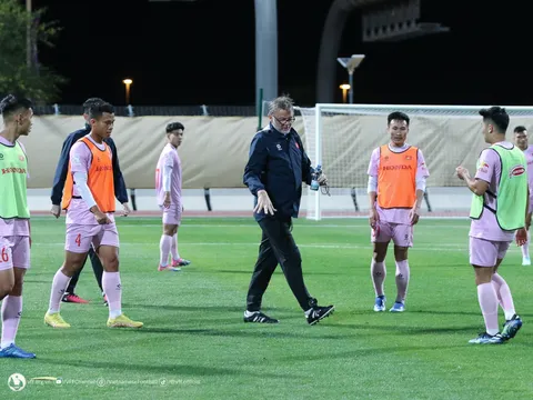 Báo Anh có dự đoán phũ phàng về tuyển Việt Nam