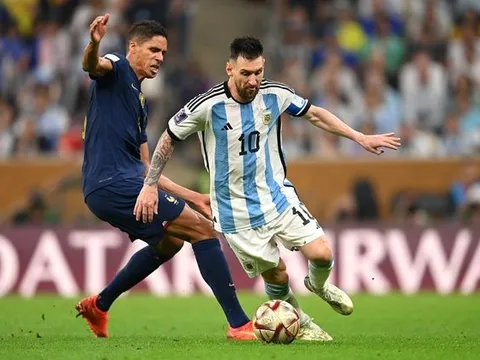 Báo giới Pháp tấn công Raphael Varane