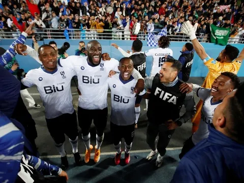 Báo Saudi Arabia mỉa mai Ronaldo và Al Nassr