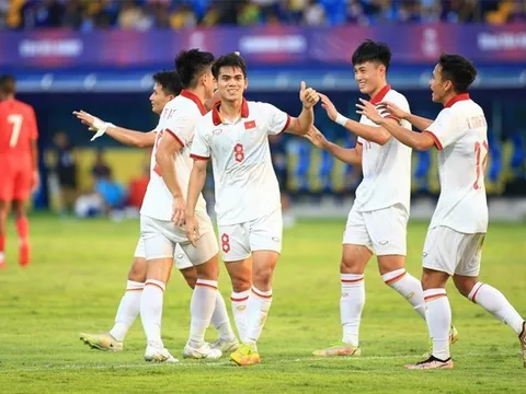 Báo Indonesia chế nhạo U22 Việt Nam; CĐV phát rồ vì Timor-Leste