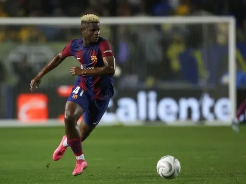 Thần đồng Barca lọt tầm ngắm Tottenham