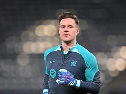 Barca cẩn trọng với Ter Stegen
