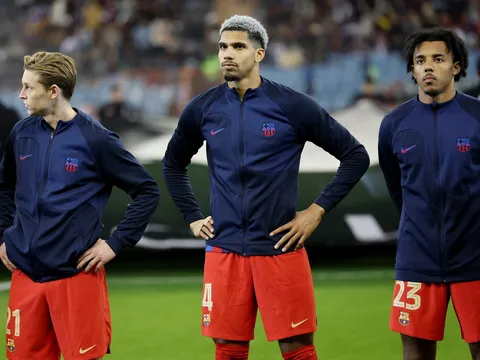 Barca đón cú hích lực lượng