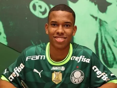 Barca giương cờ trắng vì Lamal, Chelsea và PSG hưởng lợi