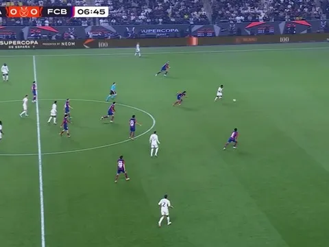 Barca hở sườn chí mạng, Vinicius công phá "dễ như ăn kẹo"