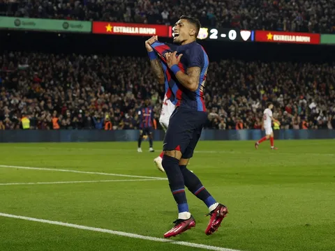 Barca lập kỷ lục về số khán giả đến sân mùa này
