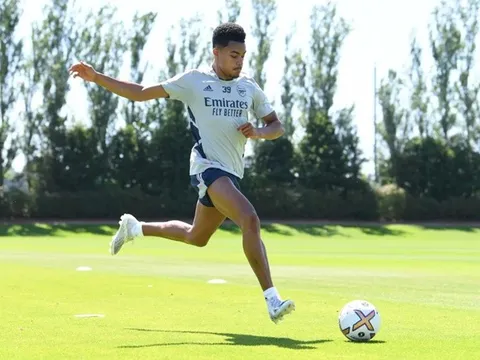 Barca muốn cuỗm tài năng 20 tuổi của Arsenal