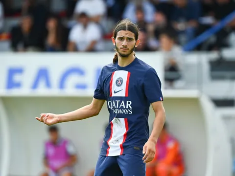 Barca theo dõi thần đồng PSG