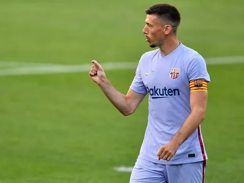 Barca tìm thấy lối thoát cho Clement Lenglet