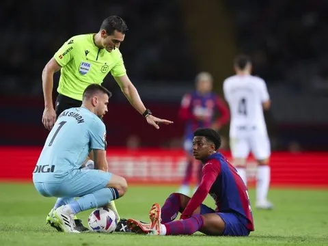 Barca xoay tua đội hình trước El Clasico