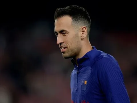 Xavi báo tin khiến Man Utd bận tâm